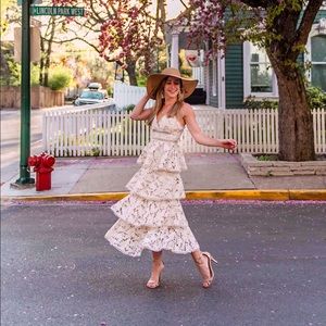 Stunning white lace midi dress